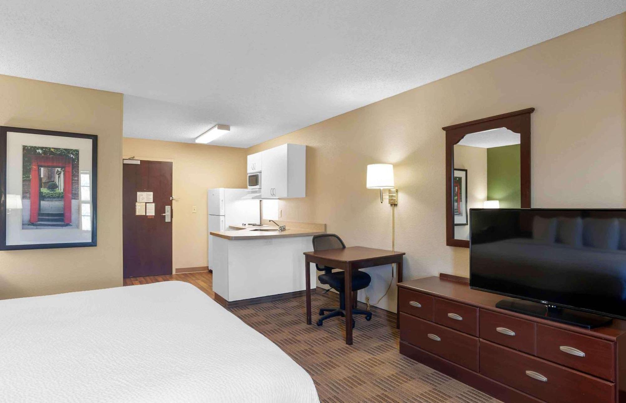 Extended Stay America Suites - Fort Lauderdale - Cypress Creek - Nw 6Th Way Dış mekan fotoğraf