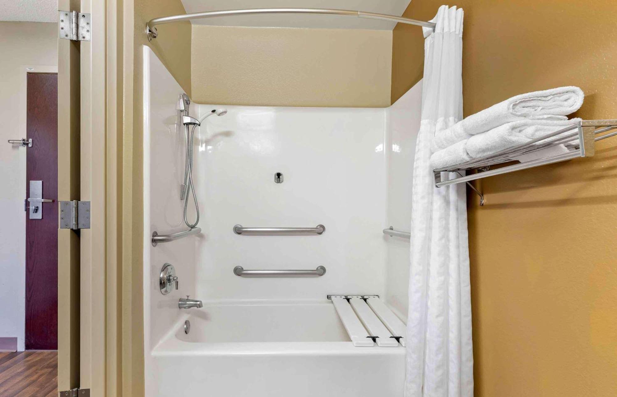 Extended Stay America Suites - Fort Lauderdale - Cypress Creek - Nw 6Th Way Dış mekan fotoğraf