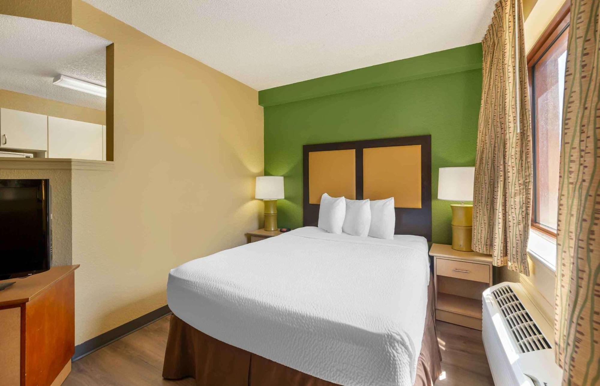 Extended Stay America Suites - Fort Lauderdale - Cypress Creek - Nw 6Th Way Dış mekan fotoğraf
