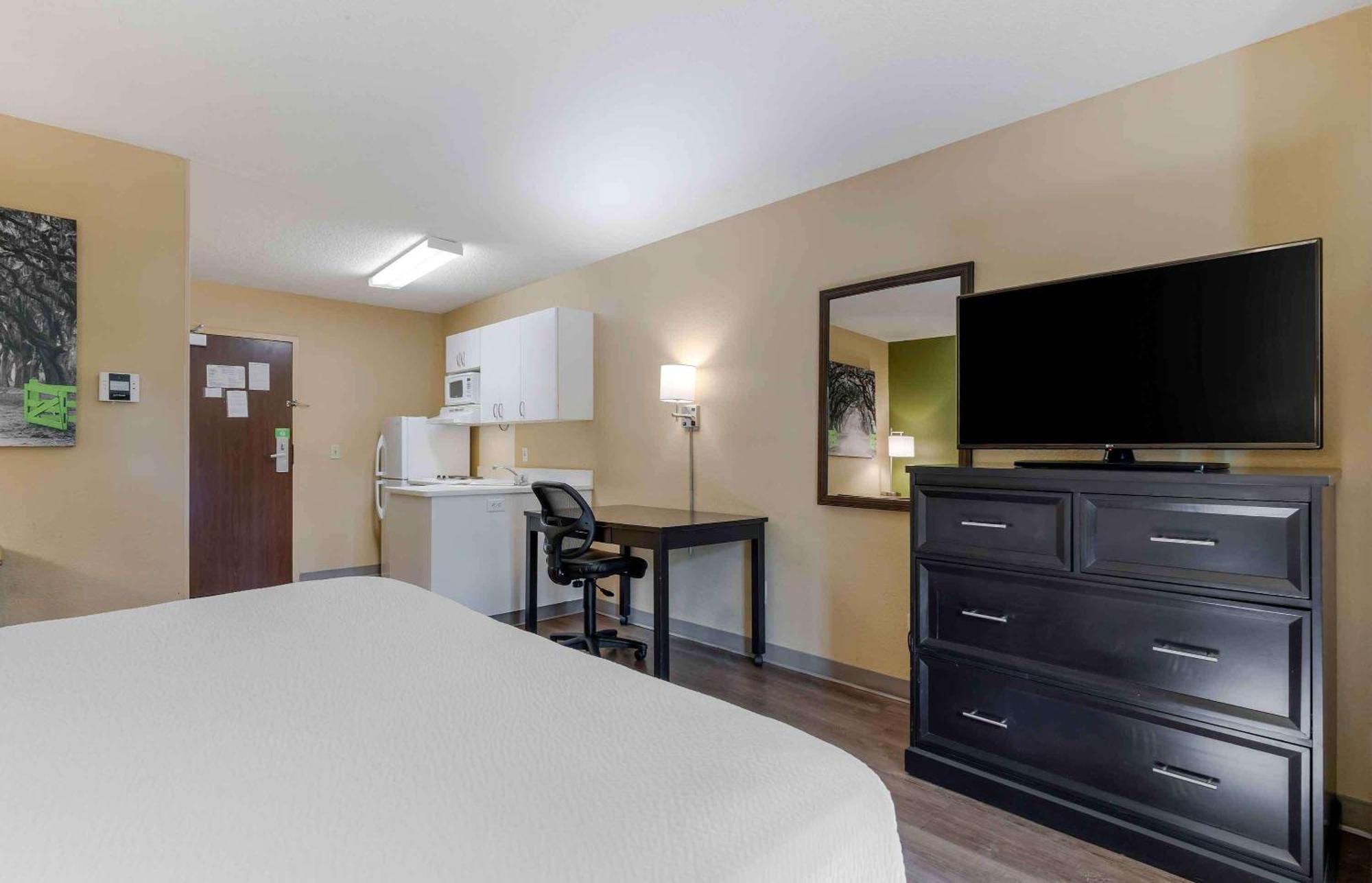Extended Stay America Suites - Fort Lauderdale - Cypress Creek - Nw 6Th Way Dış mekan fotoğraf